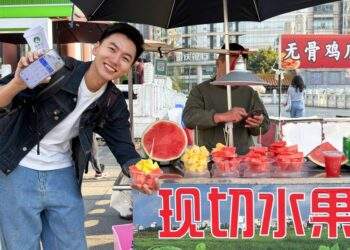 Từ trung tâm thương mại đến gánh hàng rong