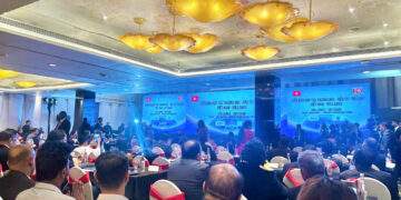 Diễn đàn thu hút hơn 250 đại biểu tham dự.