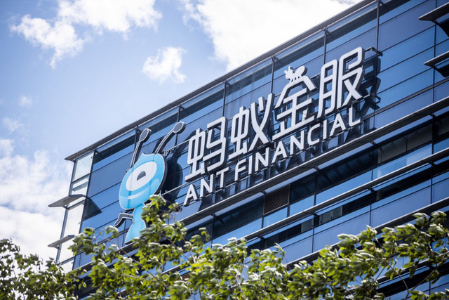 Ant Group của Jack Ma gặp biến lớn: Liên đới nhiều đại án tham nhũng, hàng loạt ngân hàng, công ty nhà nước bị yêu cầu giải trình mối quan hệ - Ảnh 1. Ant Group của Jack Ma gặp biến lớn: Liên đới nhiều đại án tham nhũng, hàng loạt ngân hàng, công ty nhà nước bị yêu cầu giải trình mối quan hệ - Ảnh 1.