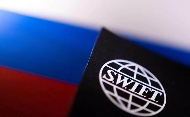 Loại Nga khỏi SWIFT mang lại hệ lụy gì cho thị trường thế giới - Ảnh 1. Loại Nga khỏi SWIFT mang lại hệ lụy gì cho thị trường thế giới - Ảnh 1.
