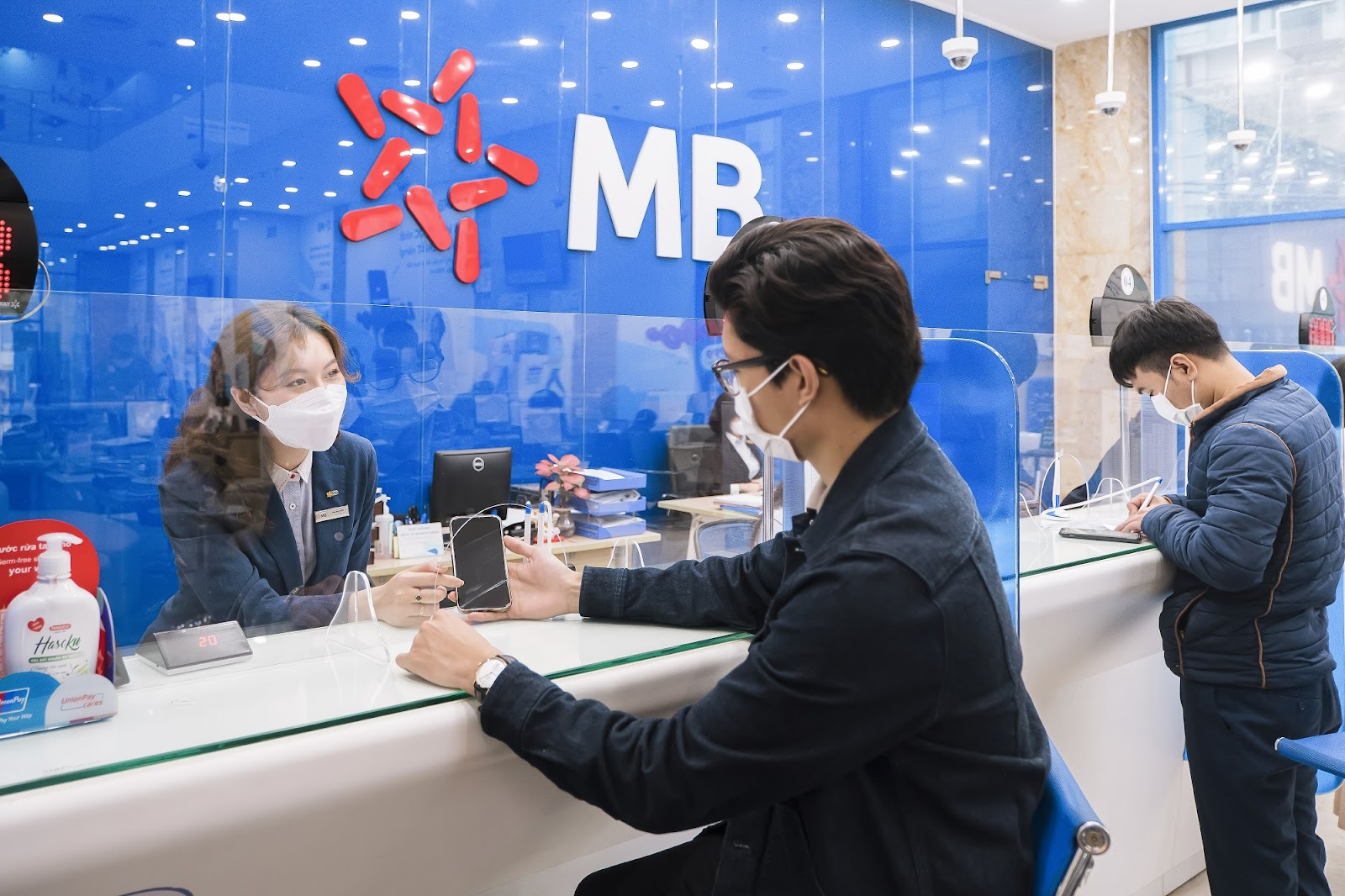 CEO MB: Chúng tôi sẽ chú trọng vào khai thác dữ liệu để có sản phẩm cá nhân hoá, nâng cao trải nghiệm cho từng khách hàng - Ảnh 2. CEO MB: Chúng tôi sẽ chú trọng vào khai thác dữ liệu để có sản phẩm cá nhân hoá, nâng cao trải nghiệm cho từng khách hàng - Ảnh 2.