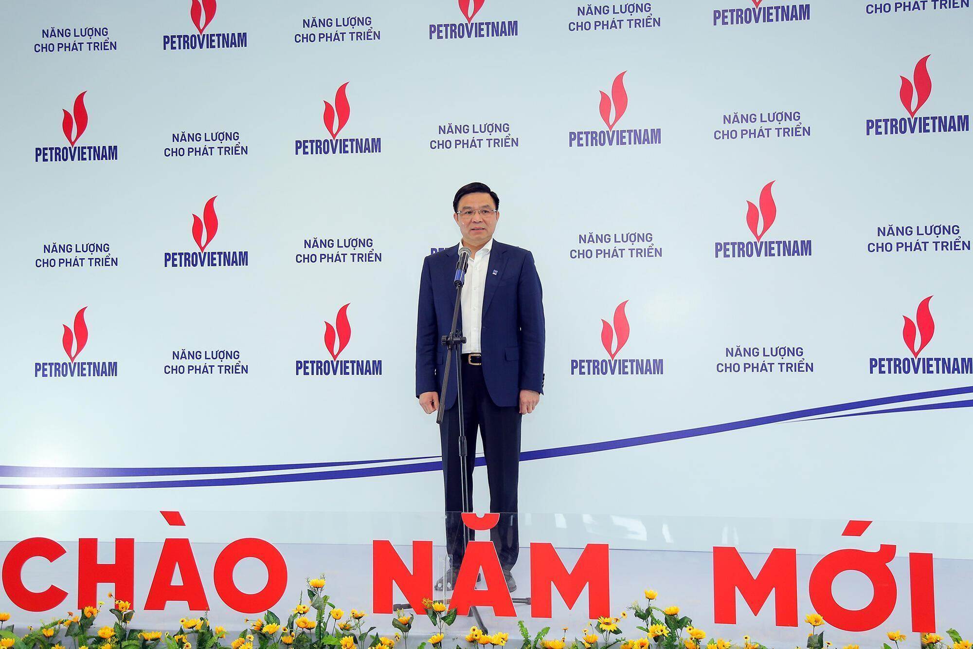 Petrovietnam mừng công hoàn thành vượt mức các chỉ tiêu sản xuất năm 2021 - Ảnh 1. Petrovietnam mừng công hoàn thành vượt mức các chỉ tiêu sản xuất năm 2021 - Ảnh 1.