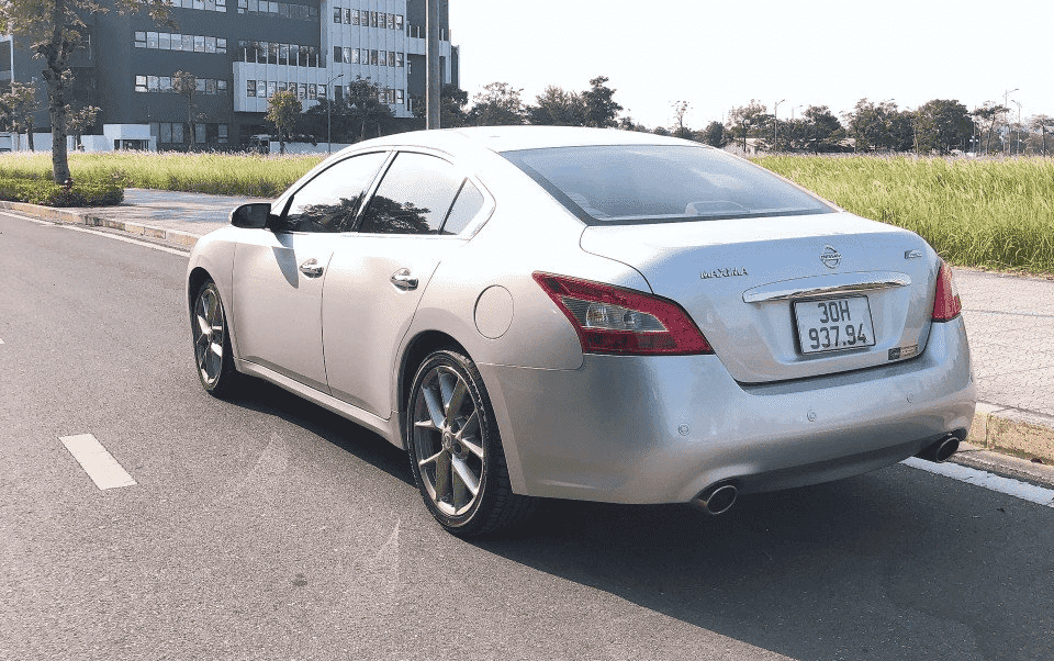 'Ngắm' Nissan Maxima 2011 siêu 'hiếm' tại Việt Nam - Ảnh 2. 'Ngắm' Nissan Maxima 2011 siêu 'hiếm' tại Việt Nam - Ảnh 2.